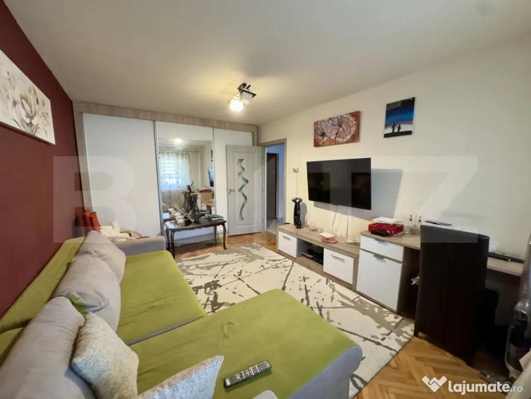 Apartament cu 3 camere decomandat în Central