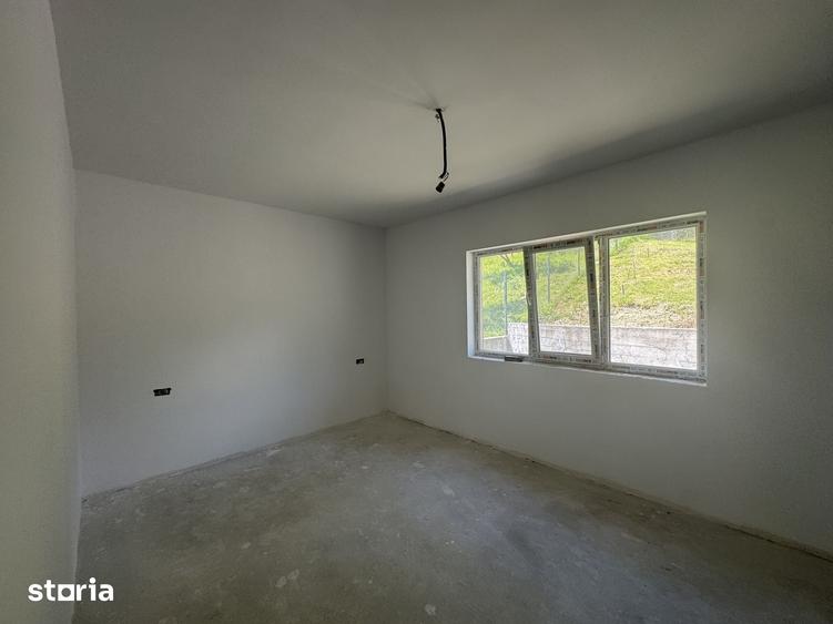 Casă cu 2 camere cu Teren 764 Mp în Bascov