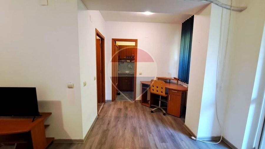 Garsonieră decomandată, mobilată în Drumul Taberei
