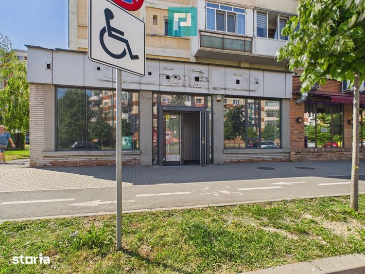 Spațiu comercial, de 160 mp, în Soarelui