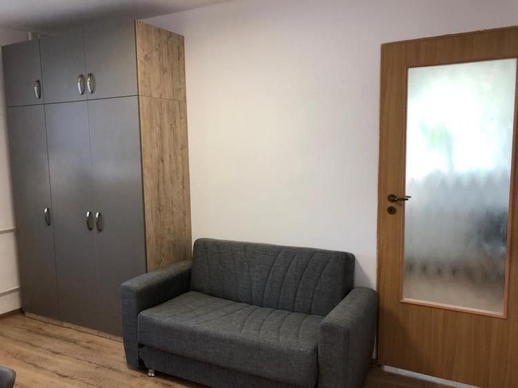 Apartament cu 2 camere semidecomandat, mobilat în Gheorgheni