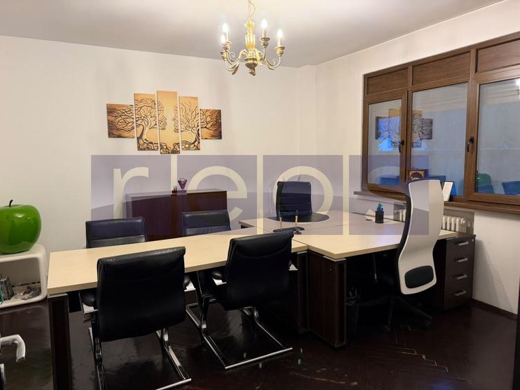 Apartament cu 3 camere semidecomandat în Grădina Icoanei