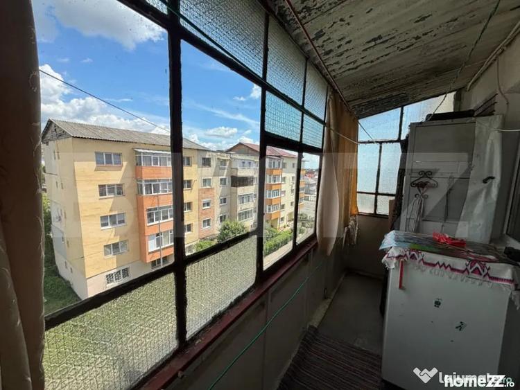 Apartament cu 2 camere semidecomandat, mobilat în Micro 11