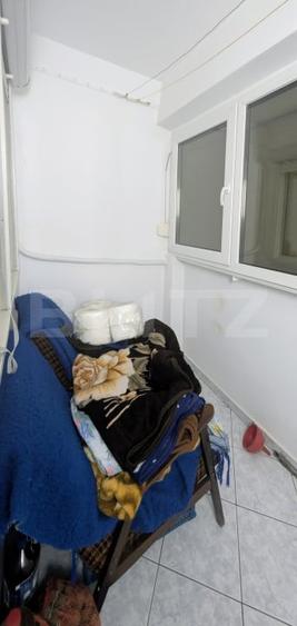 Apartament cu 4 camere decomandat, mobilat în Malu Roșu