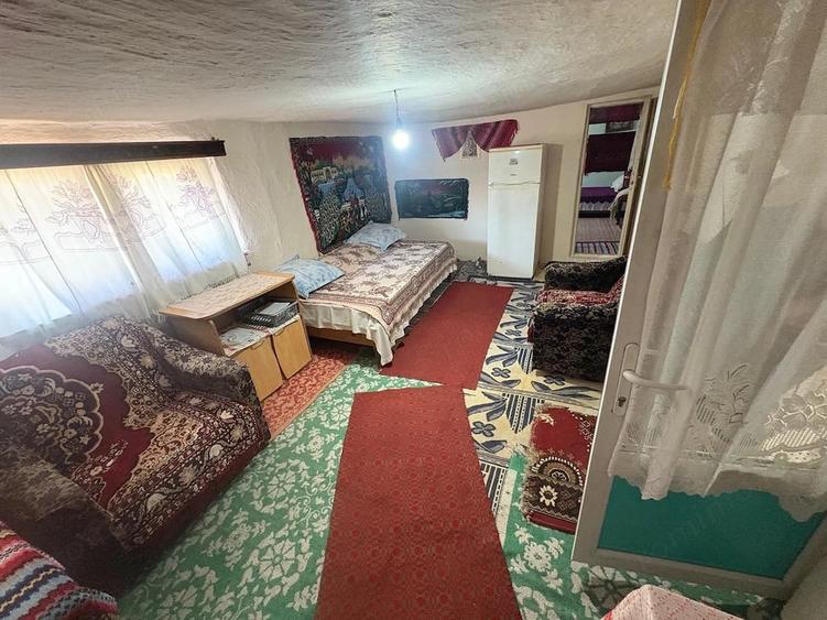 Casă cu Teren 826 Mp în Fundeni