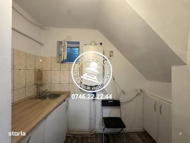 Apartament cu 3 camere, mobilat în Târgu Cucu