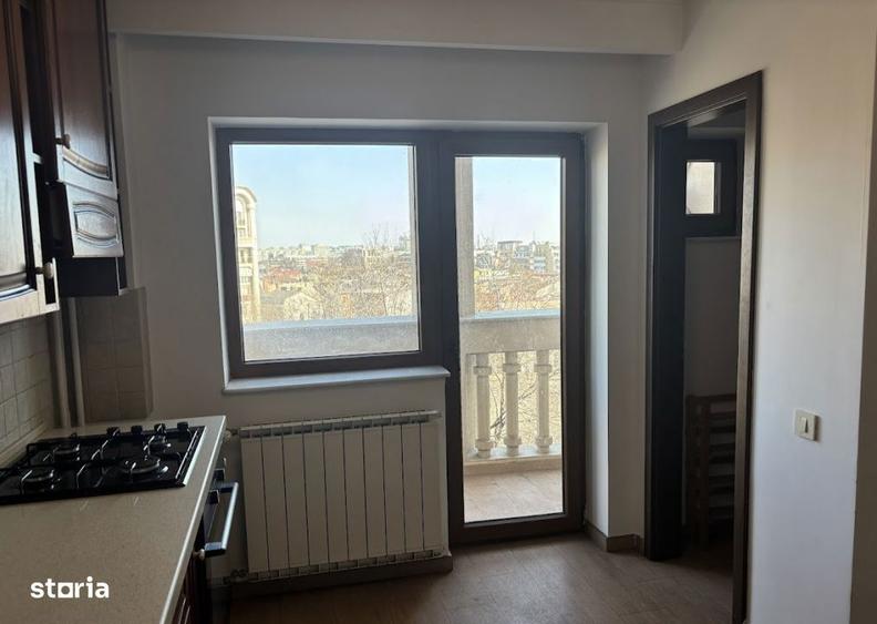 Apartament cu 3 camere în Est