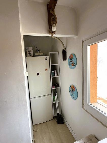 Apartament cu 2 camere decomandat, mobilat în Rovine