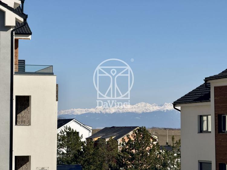 Apartament cu 3 camere semidecomandat în Exterior Vest