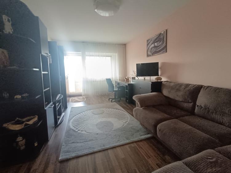 Apartament cu 2 camere decomandat în Capitol