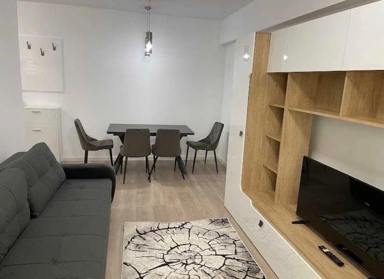 Apartament cu 2 camere decomandat în Sebastian