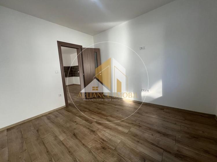 Apartament cu 4 camere decomandat în Sud