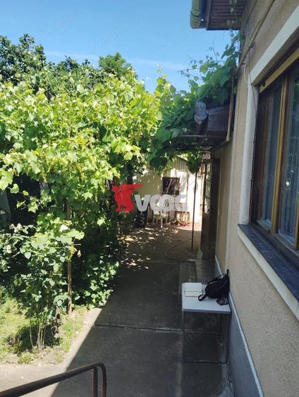 Casă cu 3 camere în Lunei