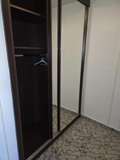 Apartament cu 2 camere semidecomandat, mobilat în Victoriei
