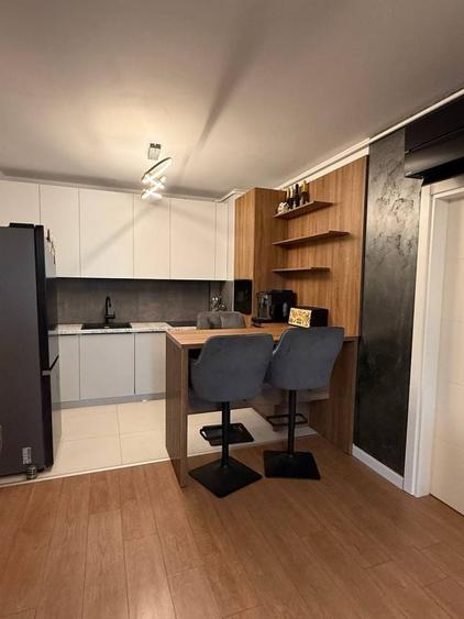 Apartament cu 3 camere semidecomandat în Sălaj