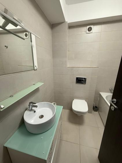 Apartament cu 2 camere decomandat în Militari