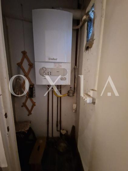 Apartament cu 3 camere semidecomandat, mobilat în Girocului