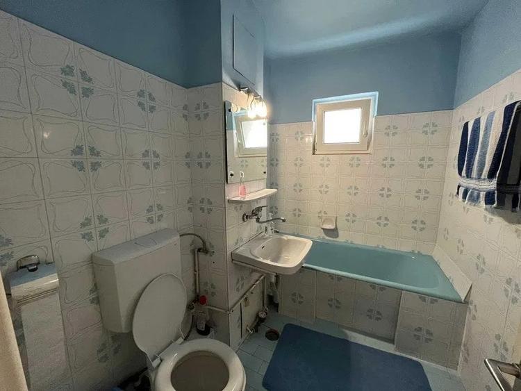 Apartament cu 3 camere în Turnișor