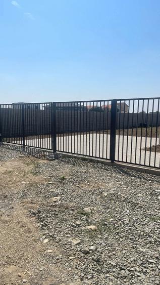 Casă cu 5 camere cu Teren 250 Mp în Giroc