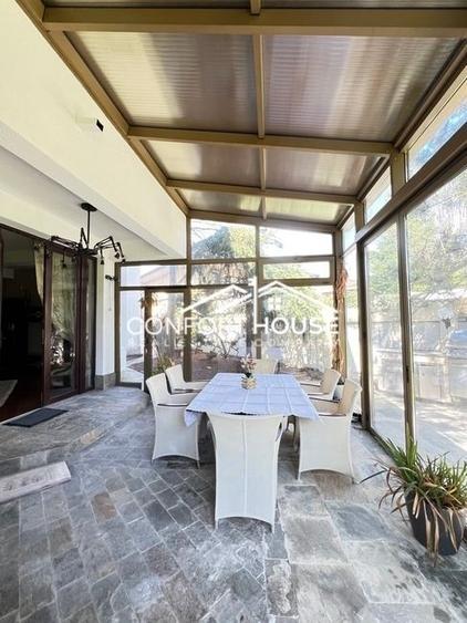 Duplex cu 7 camere cu Canalizare în Iancu Nicolae
