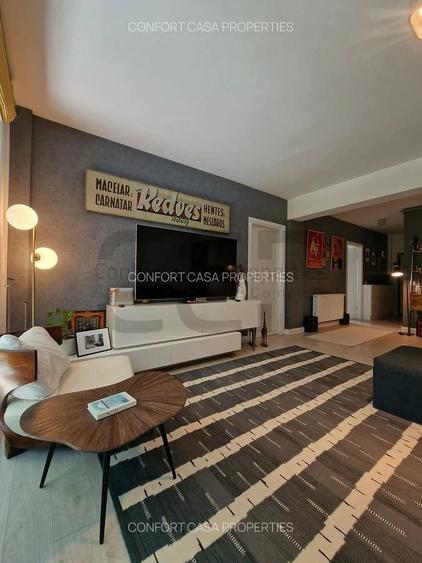 Apartament cu 3 camere în Victoriei