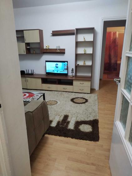 Apartament cu 2 camere în Calea București