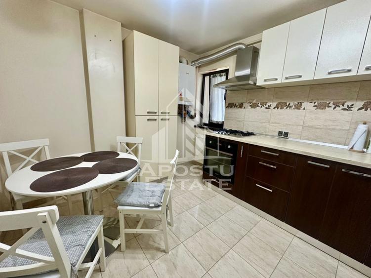 Apartament cu 2 camere semidecomandat în Giroc