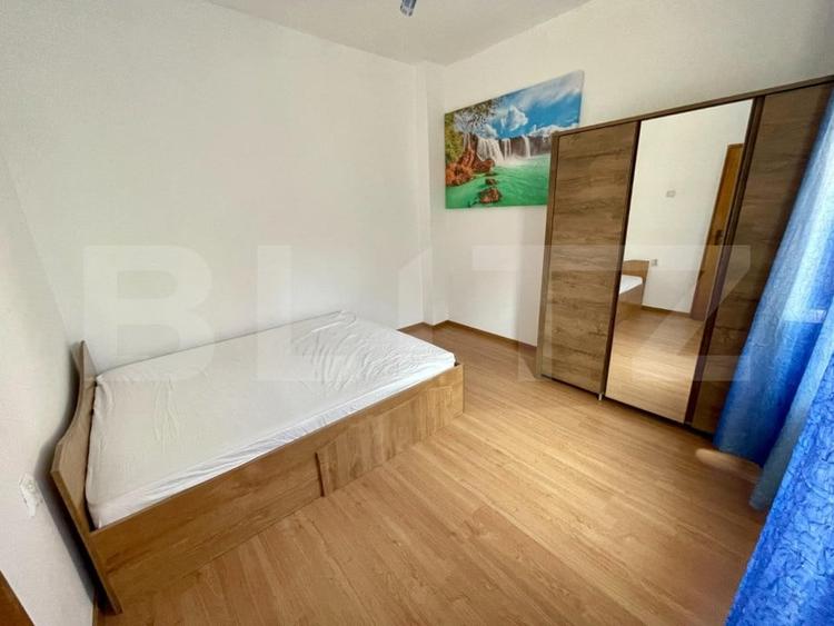 Apartament cu 2 camere semidecomandat, mobilat în 1 Mai