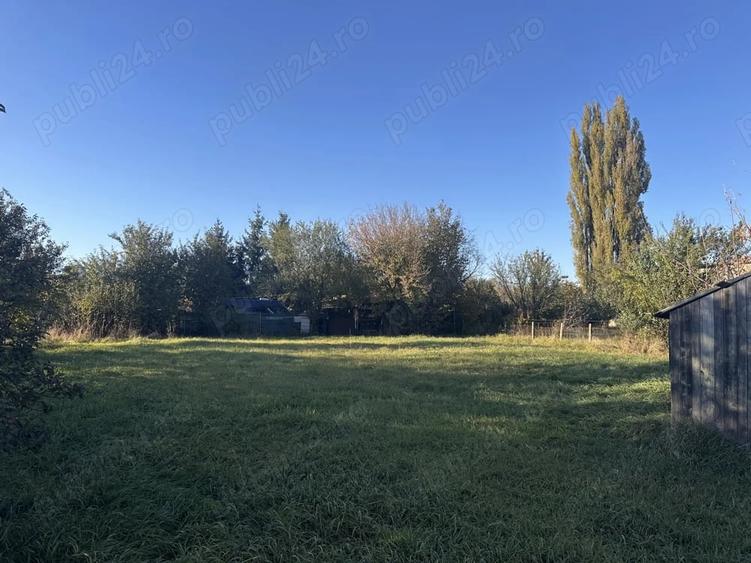 Teren de 2833 mp, în Central