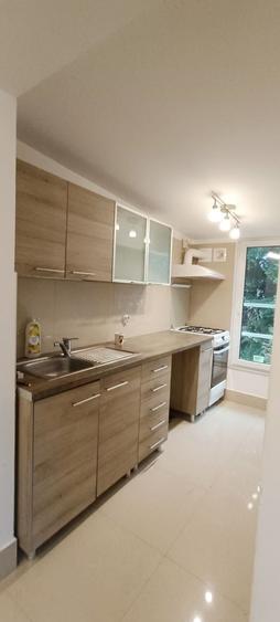 Apartament cu 2 camere decomandat, mobilat în Drumul Poienii