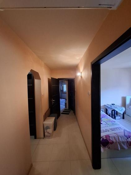 Apartament cu 3 camere decomandat, mobilat în Tomis III