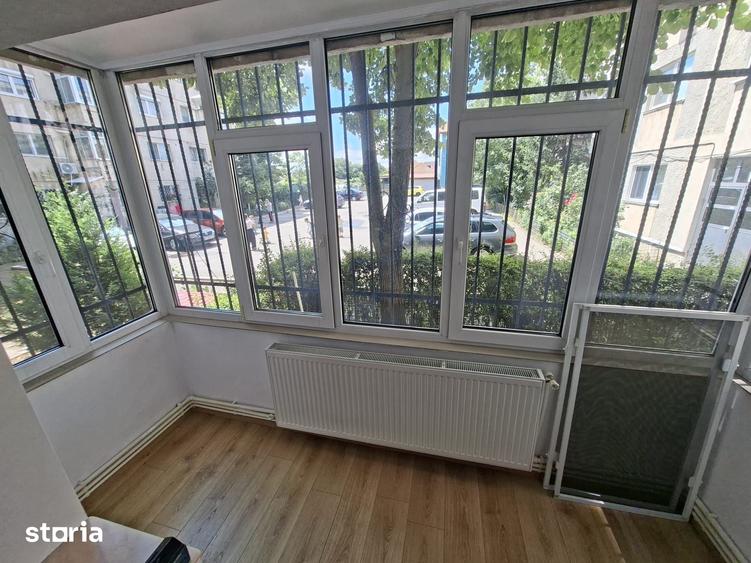 Apartament cu 3 camere decomandat în Viile Noi