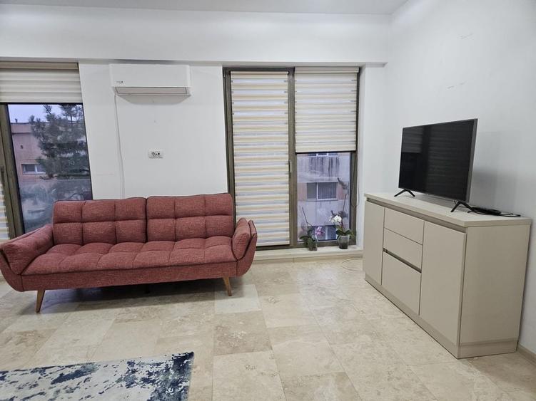 Apartament cu 2 camere decomandat în Eremia