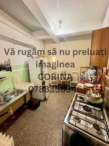 Apartament cu 3 camere semidecomandat în Cișmigiu