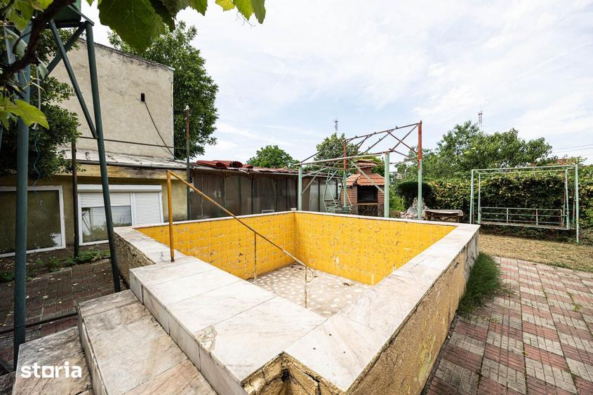 Casă cu 5 camere cu Teren 532 Mp în Pârneava