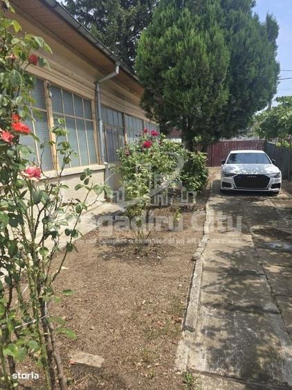 Casă cu 4 camere cu Teren 2553 Mp în Cornetu