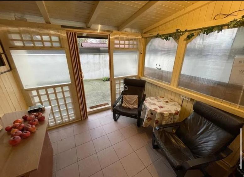 Casă cu Teren 180 Mp în Central