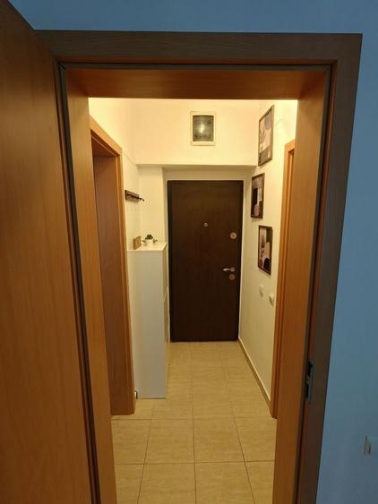 Apartament semidecomandat în Berceni