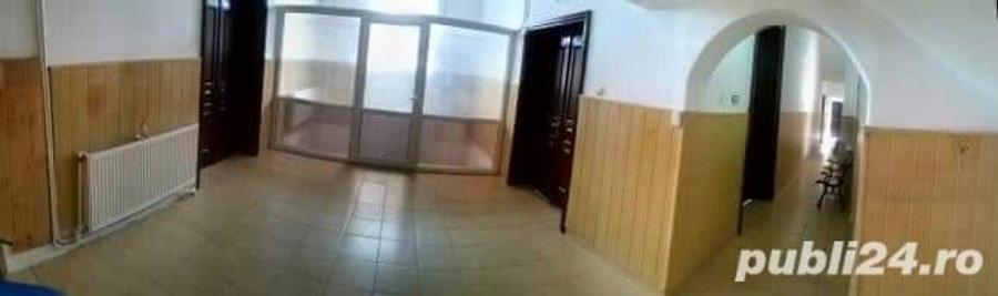 Casă cu 6 camere cu Teren 629 Mp în Tineretului
