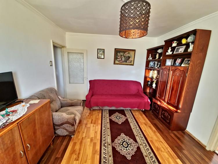 Apartament cu 2 camere semidecomandat în Tomis Nord