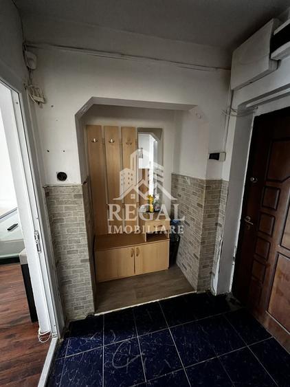 Apartament cu 2 camere decomandat în Micro 4