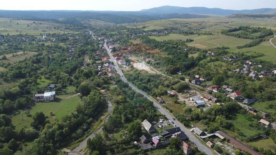 Teren Construcții intravilan de 10000 mp, în Călățele