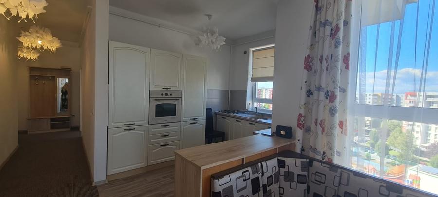 Penthouse cu 2 camere decomandat în Avantgarden