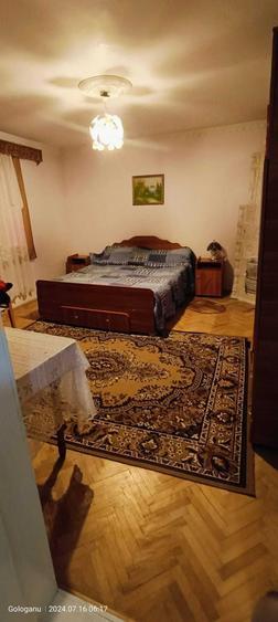 Casă cu 4 camere în Gologanu