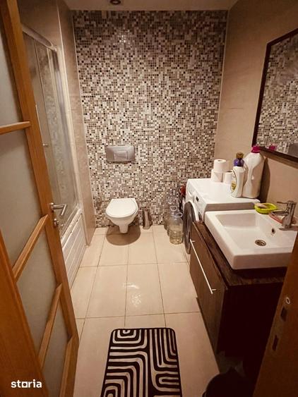 Apartament cu 4 camere decomandat în Ștefăneștii de Jos