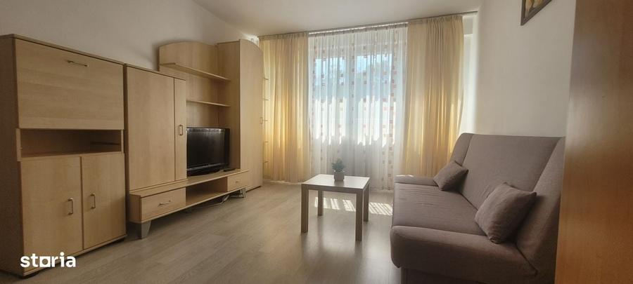 Apartament cu 2 camere decomandat în Eroii Revoluției
