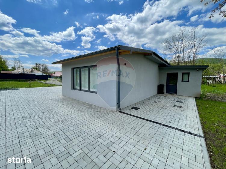 Casă cu 4 camere cu Teren 1397 Mp în Vărbila