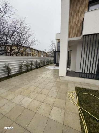 Casă cu 4 camere cu Teren 200 Mp în Valea Rosie
