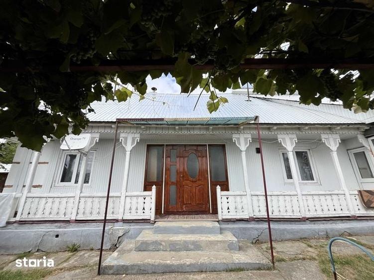Casa de vanzare cu teren - 1