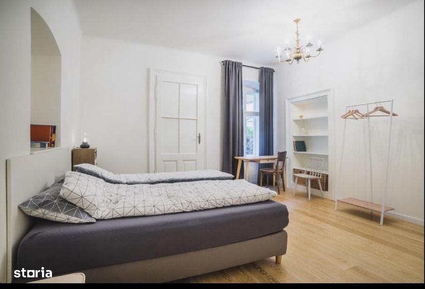 Apartament cu 4 camere în Central